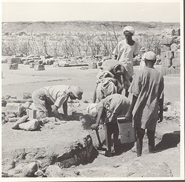 Abb 3: Ausgrabungen am Apedemaktempel unter Fritz Hintze