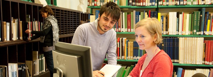 MultimedialesLabor-Bibliothek-025f3e99-5e44-4a70-aa22-1e32135d6162.jpeg