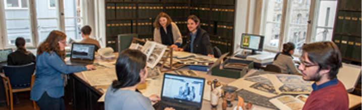 MultimedialesLabor-Photothek-WI_untereFotothek-6483.topper.png