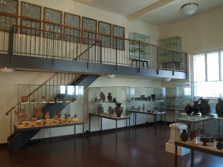 Kleinkunstsammlung 2.jpg