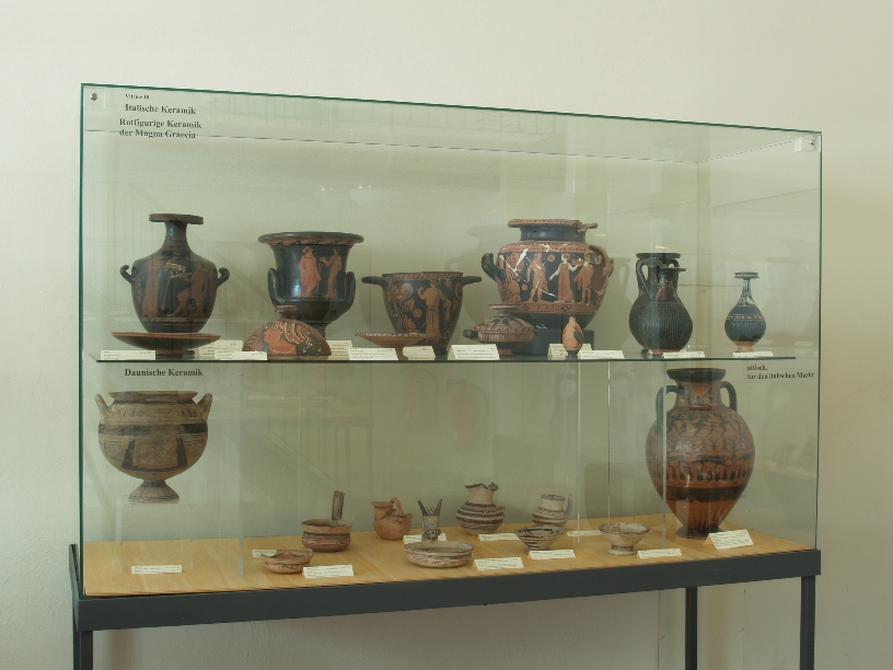 Kleinkunstsammlung 3.jpg